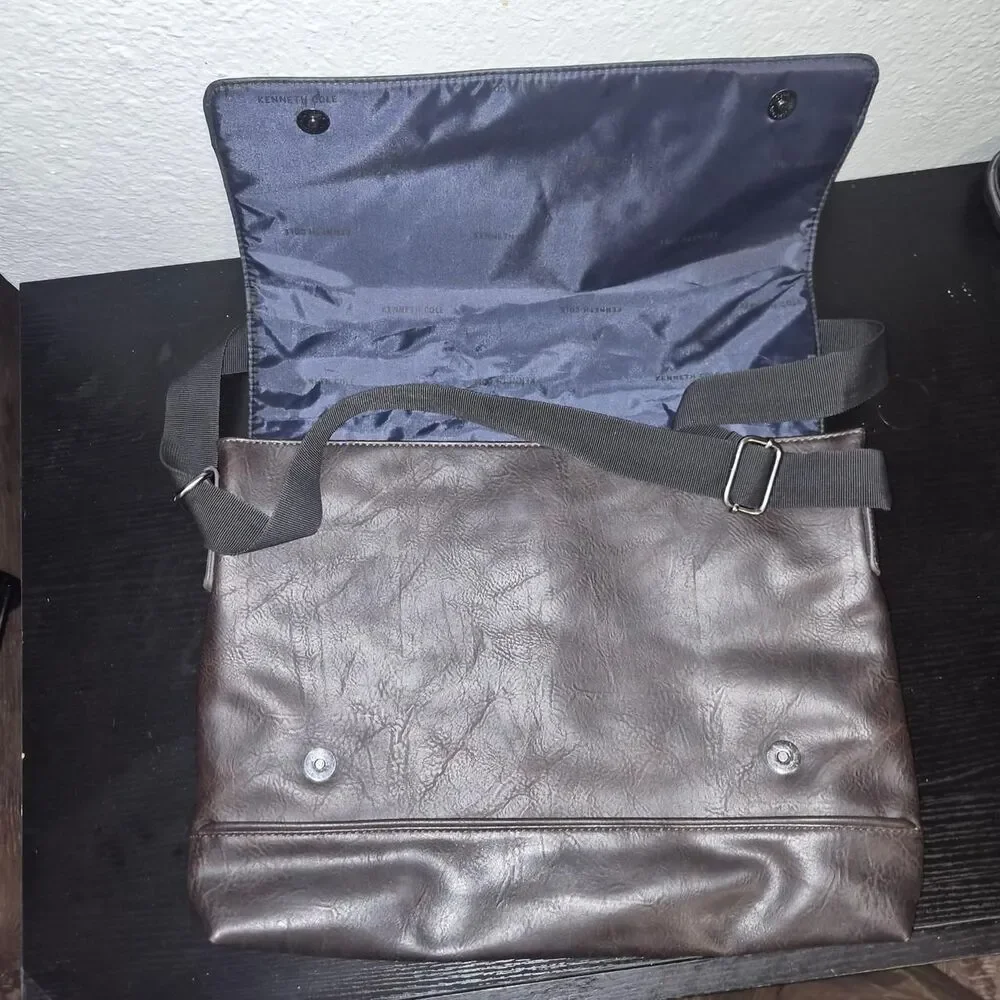 Michael-kors Men's Brown Laptop Saddle Bag